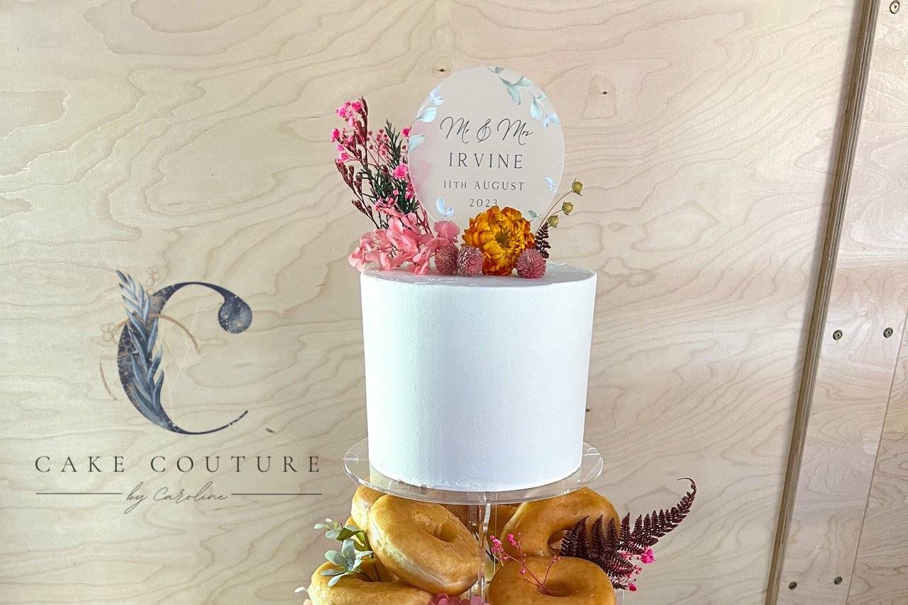 Chaos and Couture Cakes by Nadia - Wedding Cakes Illawong | Easy Weddings