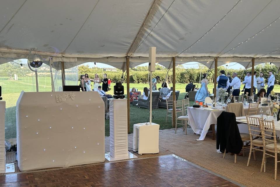 Wedding in Marquee