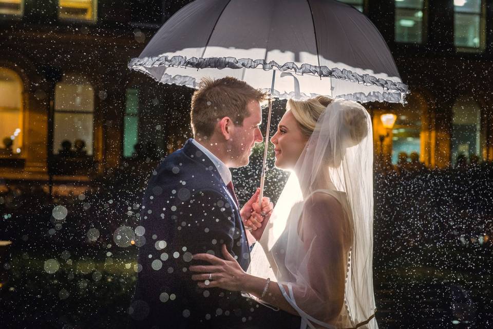 Wedding bride groom raining