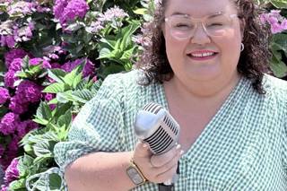 Natalie Sings