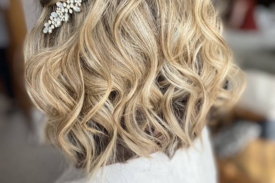 Short bridal hair ideas