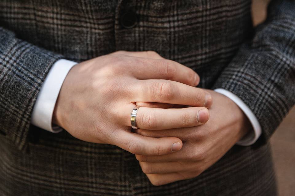 Men's wedding rings