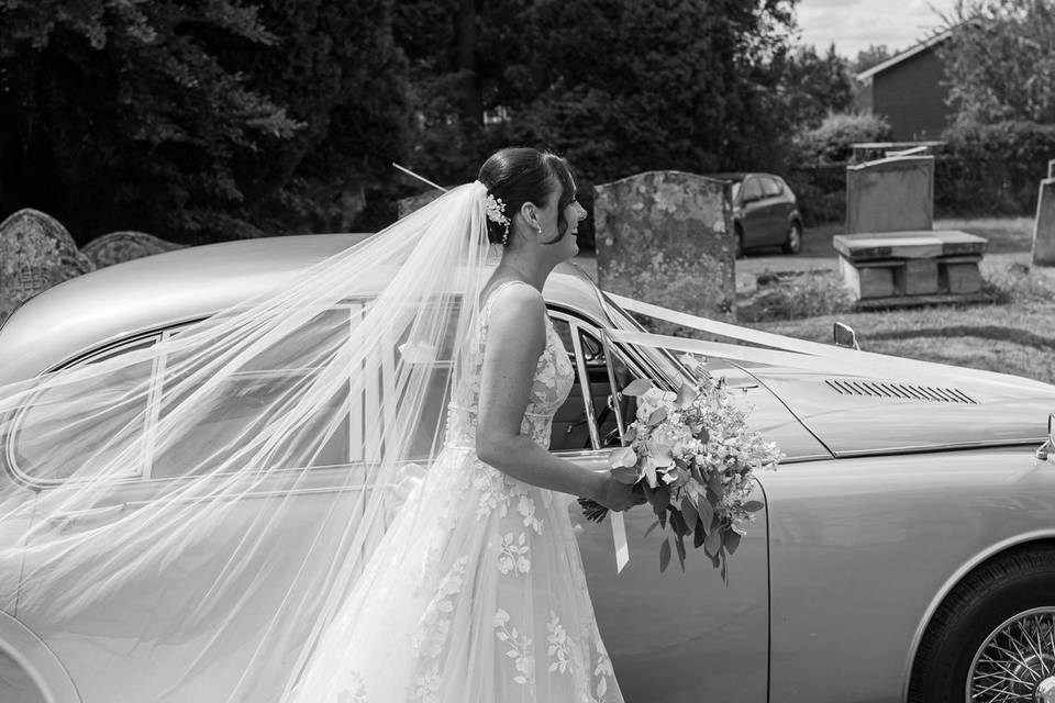 Bride arrival