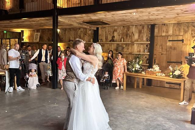 Bride and Groom First Dance