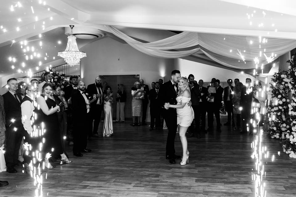 B&W Sparkle First Dance