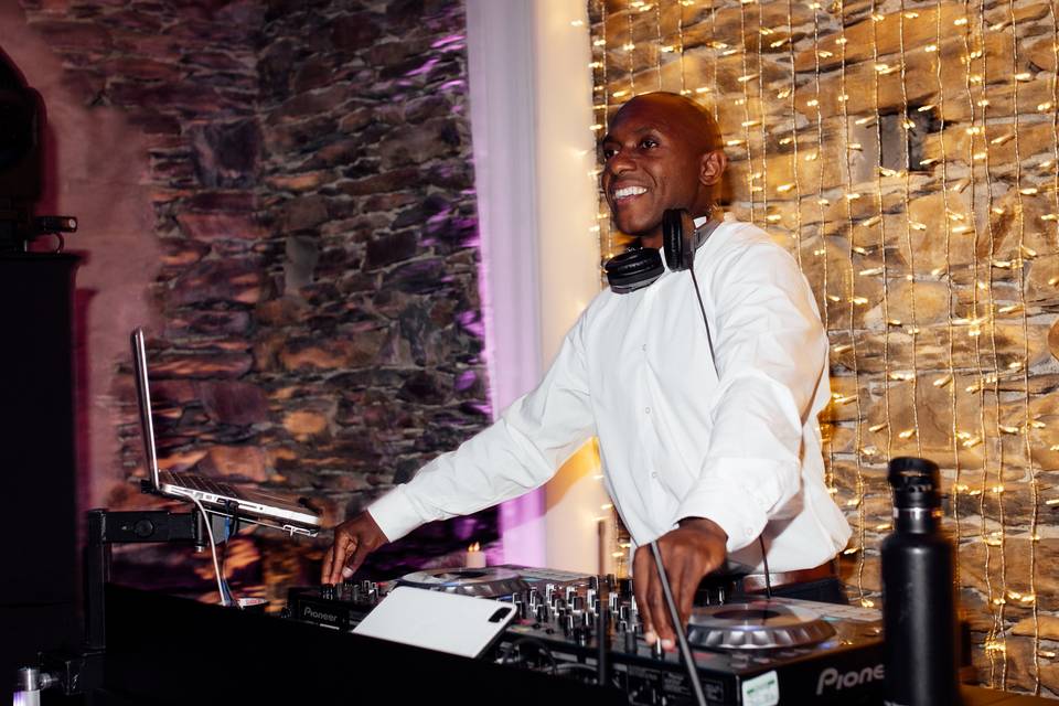 DJ bringing the party