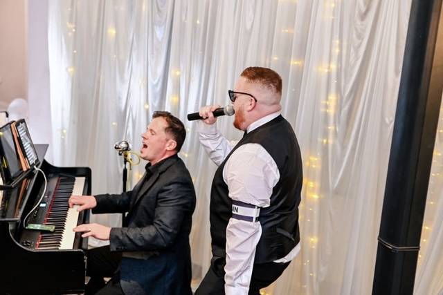 Chris Morris - Pianist