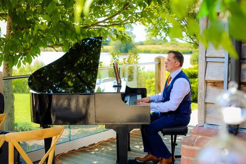 Sandhole Drinks Reception