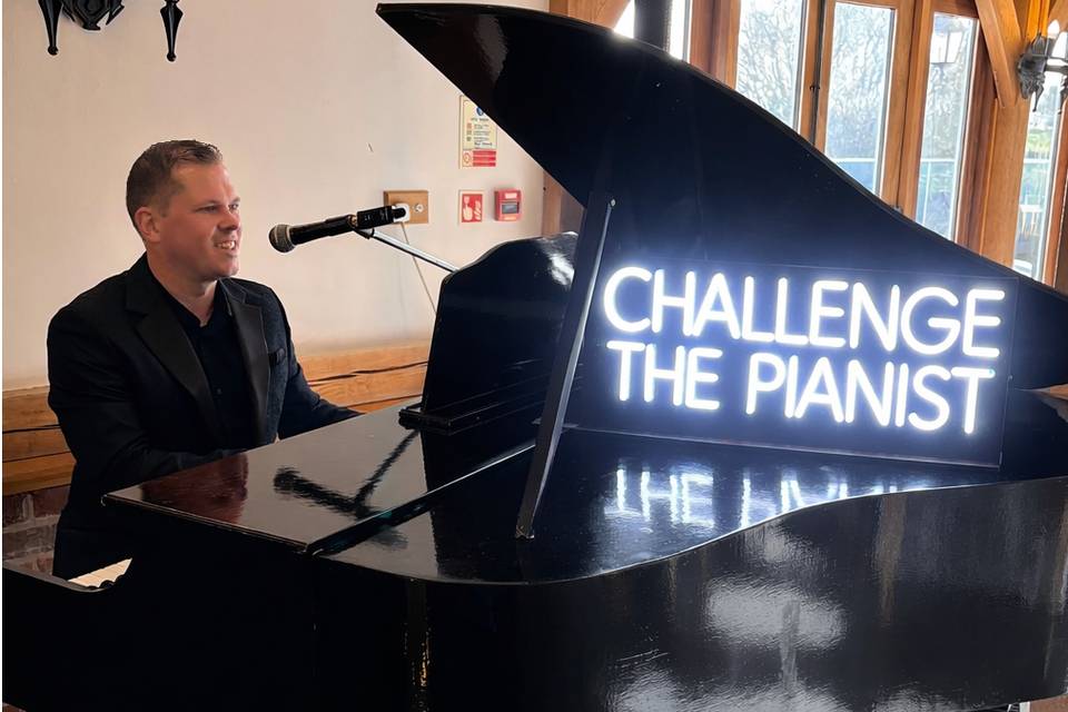 Challenge The Pianist