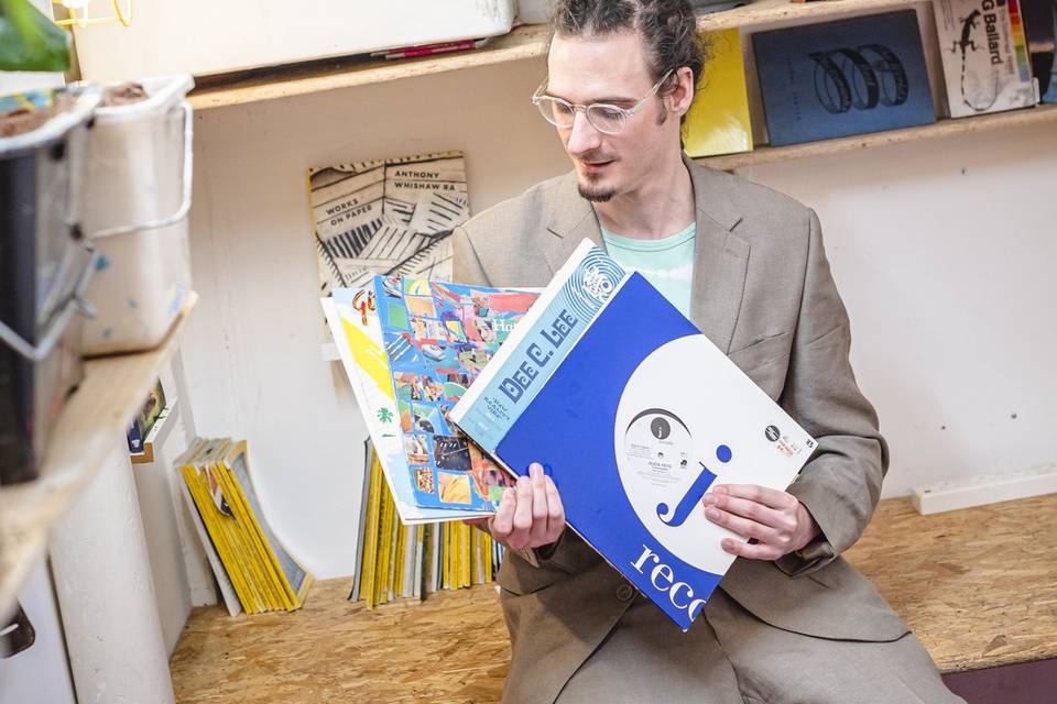 Vinyl sets an option