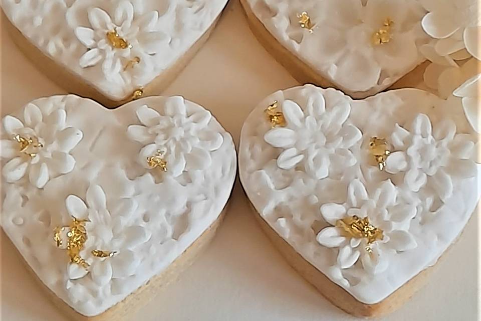 Heart white & gold chocolate