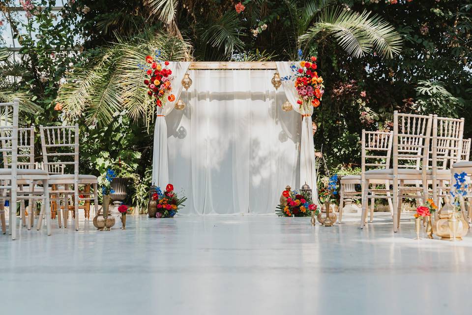 Gorgeous Hindu Ceremony