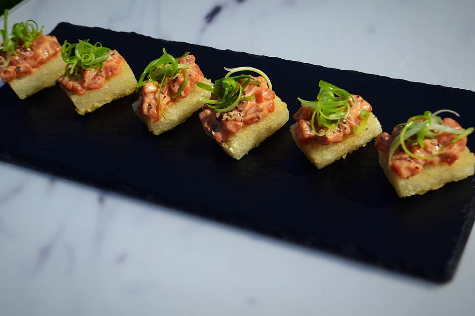 Tuna sushi