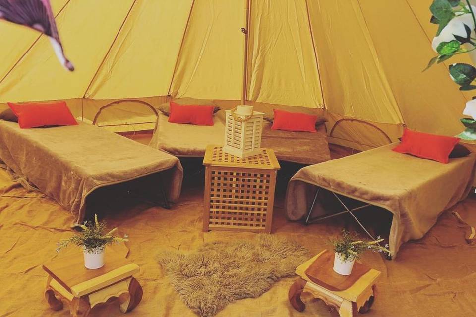 Bell tent set up