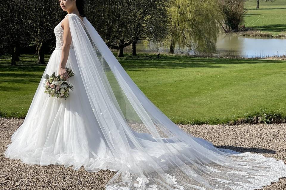 APHRODITE Bridal Cape