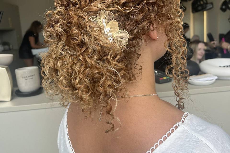 Curly girl low bun