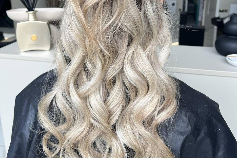 Textured half up