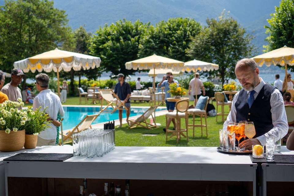 Destination wedding bar hire - Lake Como poolside bar