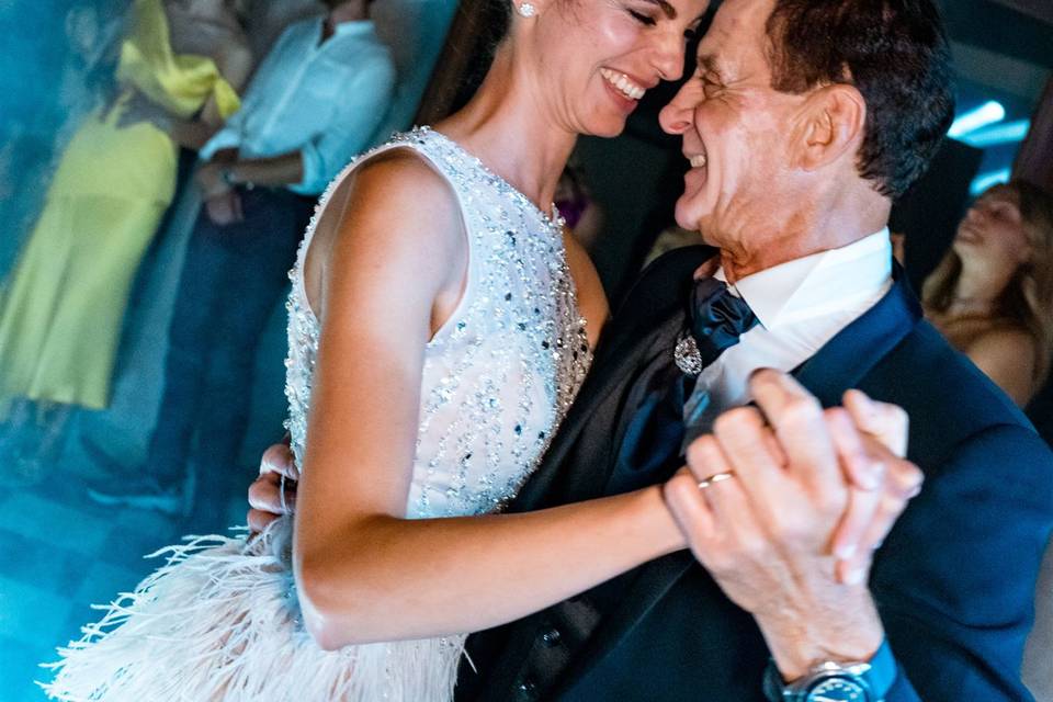 Bride & her father dancing