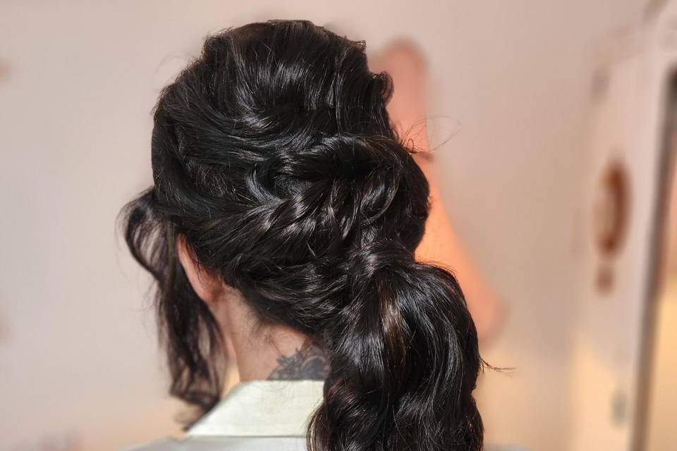 Bridal ponytail