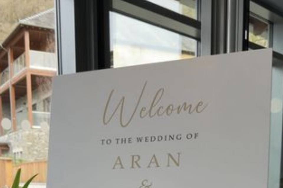 Welcome sign