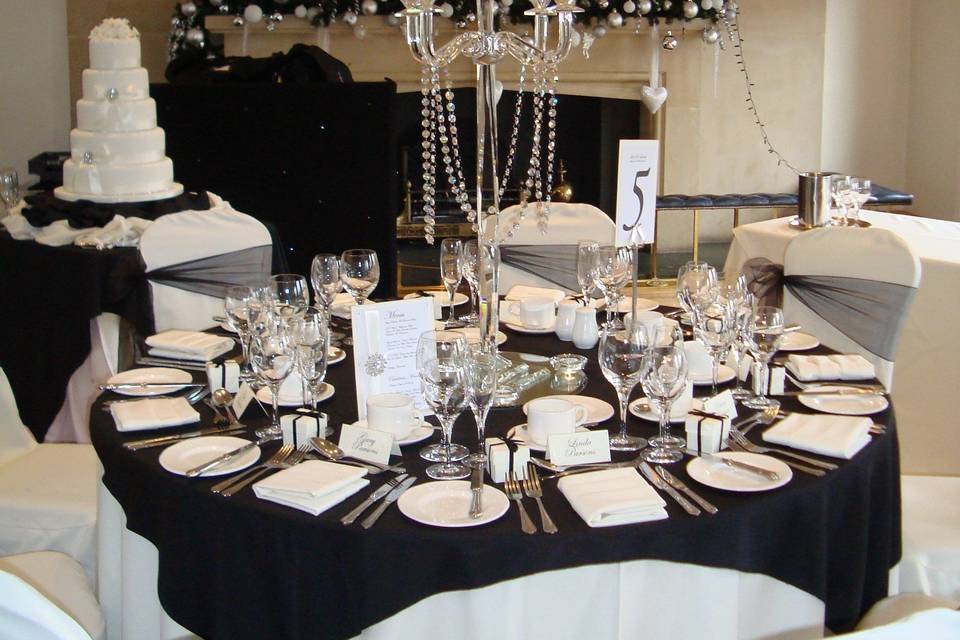 Stock Brook Country Club 85 cm. Crystal Candelabra for 5 Candles, 40 cm. Round Mirror Plate & Glass Tea Light Holders Finished With Irredescent Crystal Strings