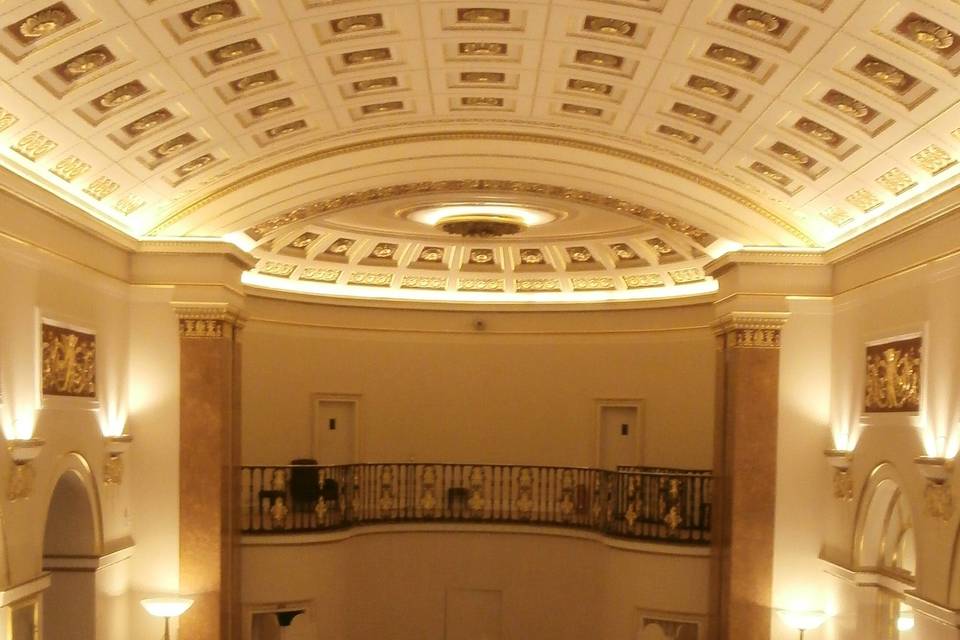 The Lansdowne Club White Stretch Lycra Chair Covers with Lemon Organza Sashes