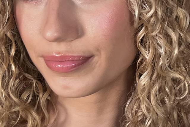 Bridesmaid soft glam