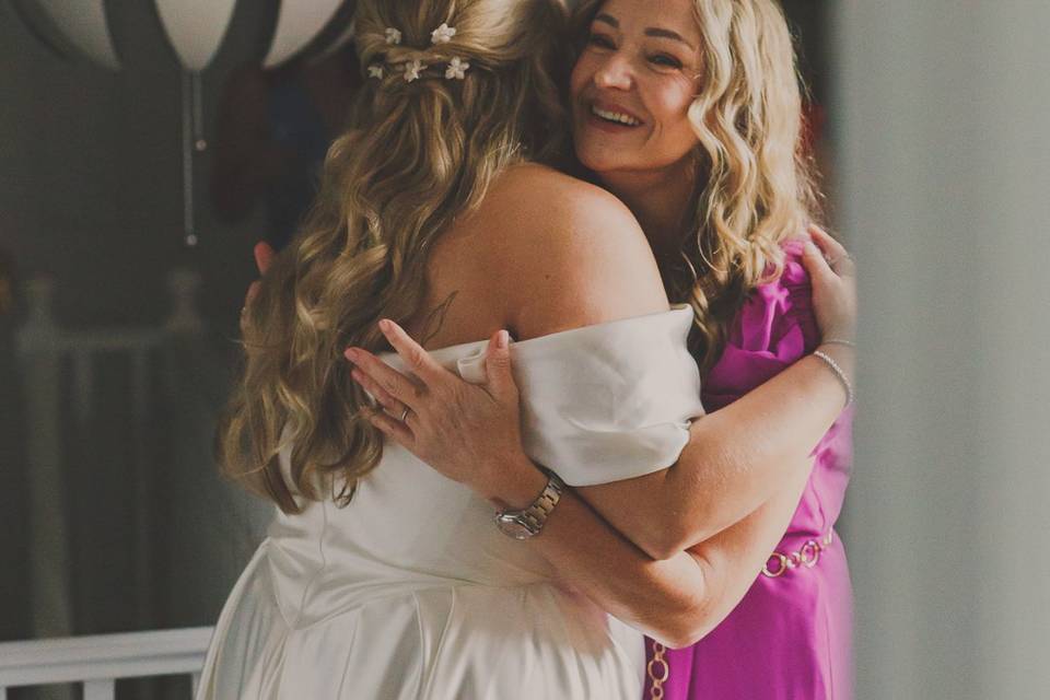 Pre ceremony hug!