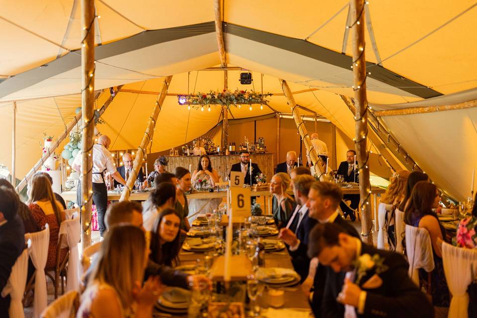 Tipi tables