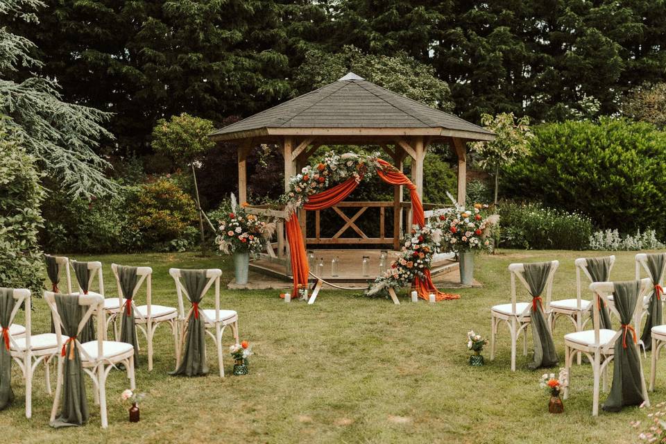 Outdoor ceremony