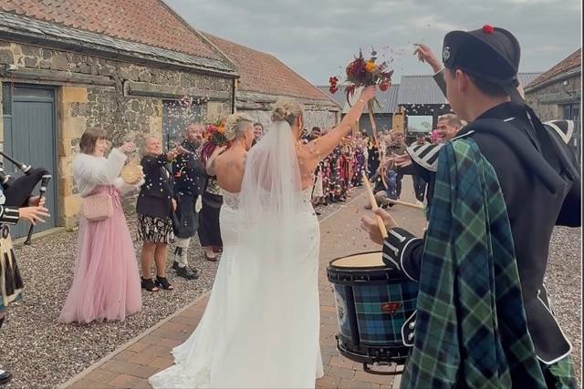 Book Drum+Drones Bagpiping