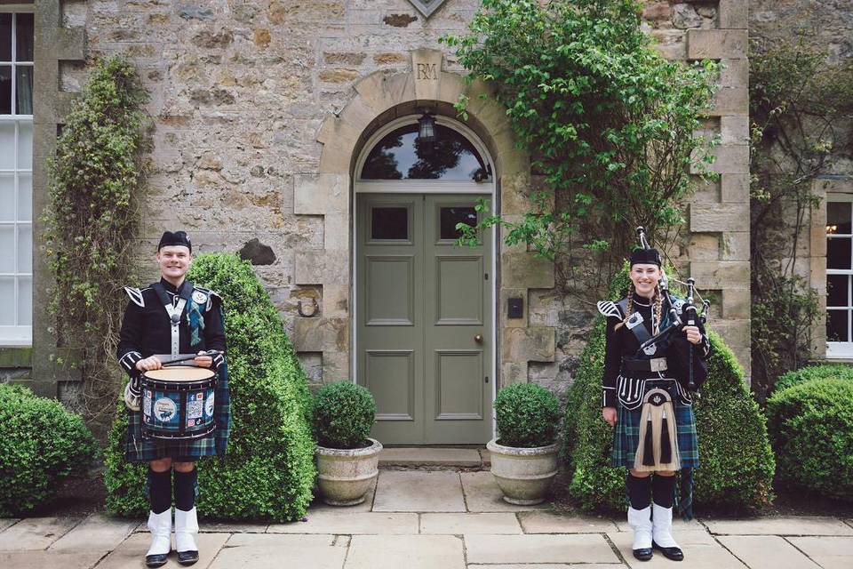 Book Drum+Drones Bagpiping