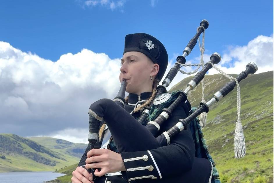 Book Drum+Drones Bagpiping