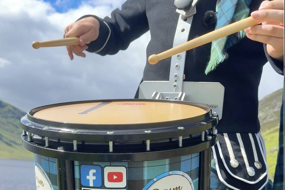 Book Drum+Drones Bagpiping