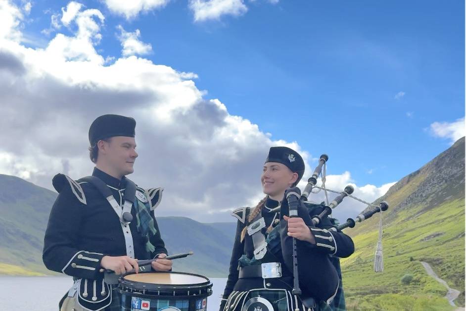 Book Drum+Drones Bagpiping