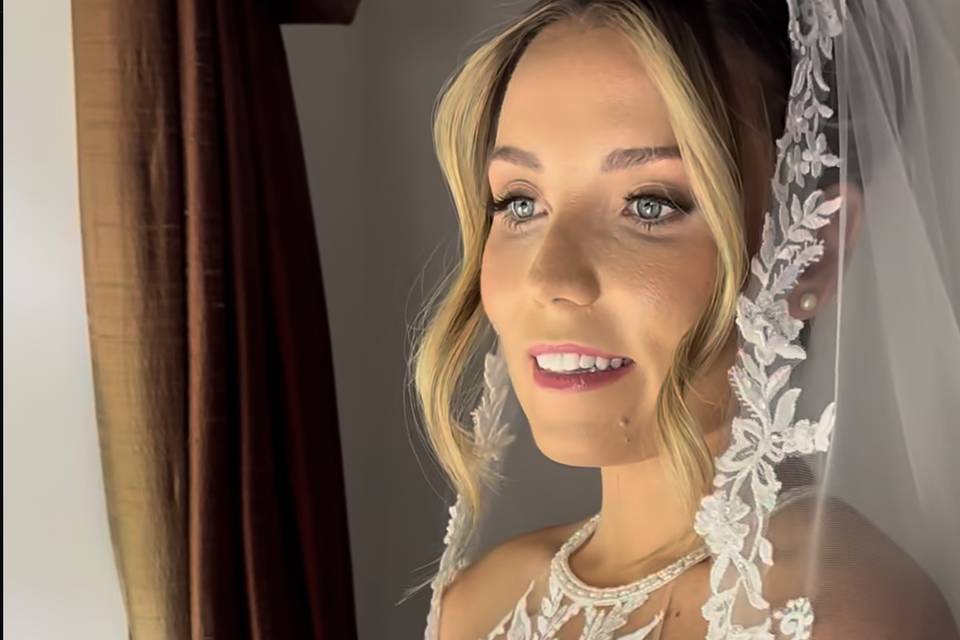 Beautiful bride Jess!