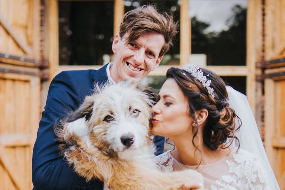 Pets welcome wedding