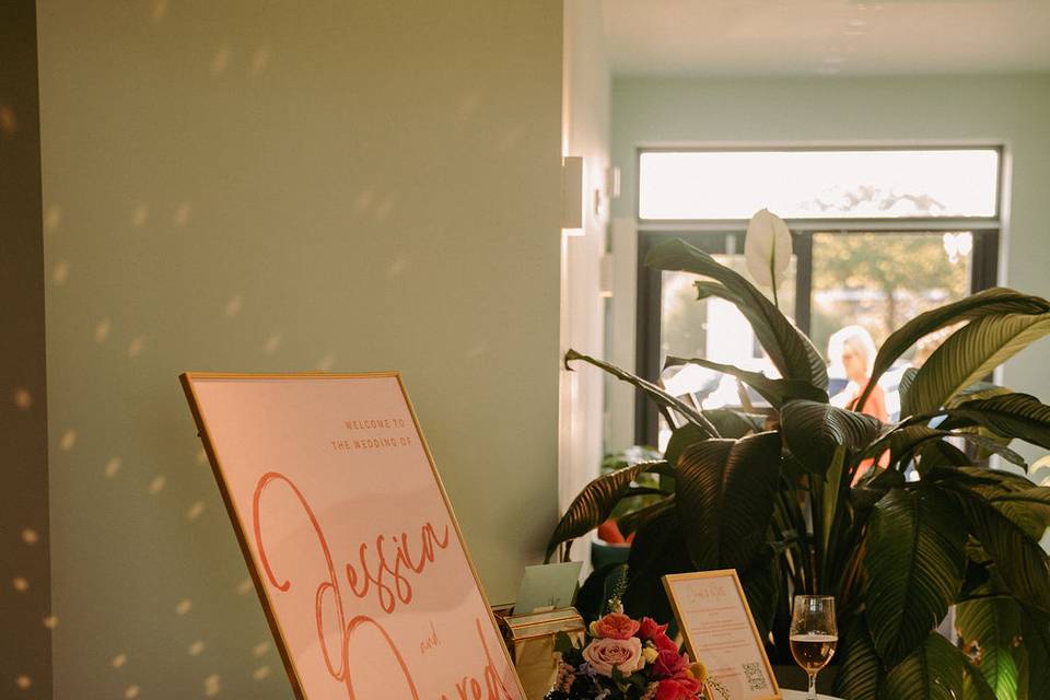 Pink Wave Photography