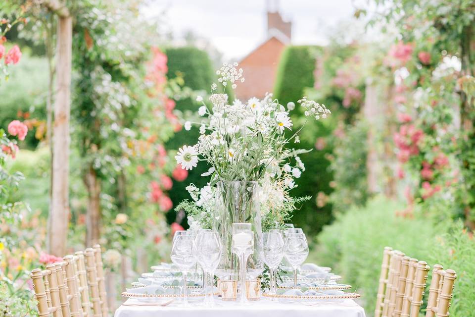 Outdoor Intimate Tablescape