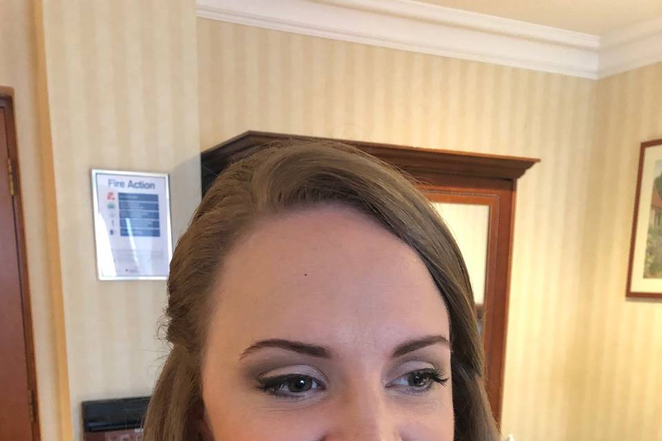 Bridesmaid makeup