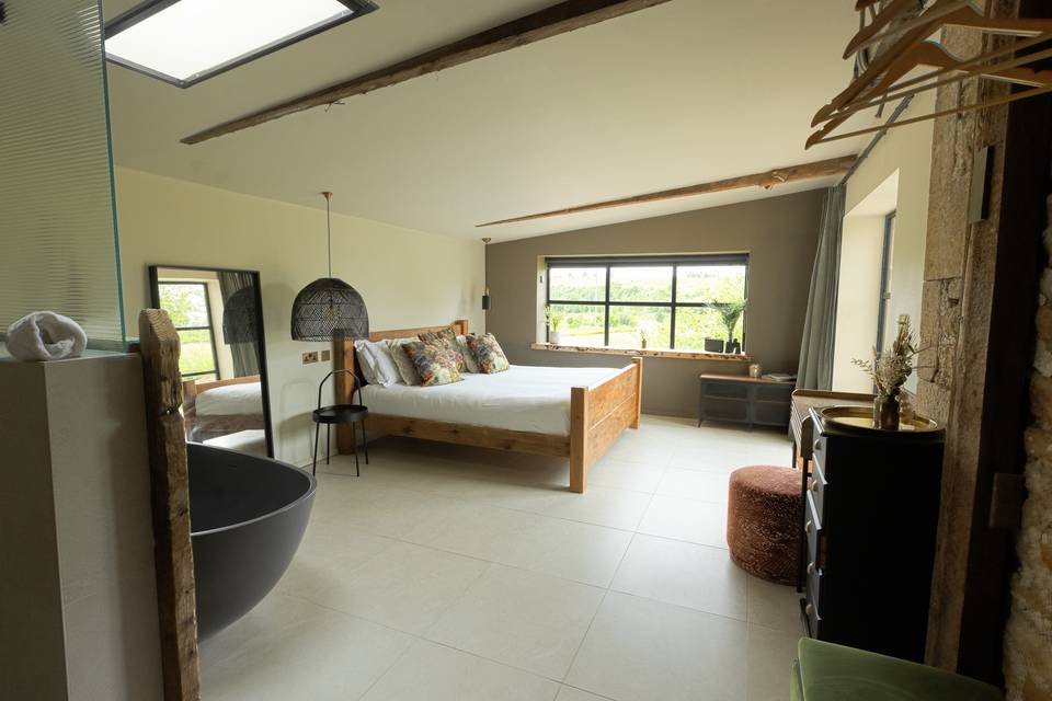 Bridal Suite with Sking Bed