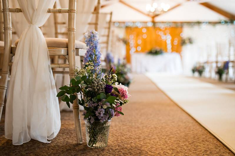 Aisle Decor