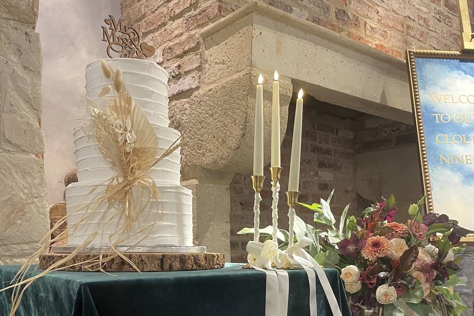 Cake table