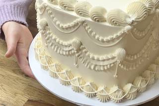 Meet Cute Cakes