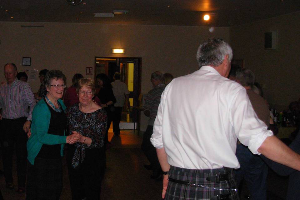 Eclectic Ceilidh Club