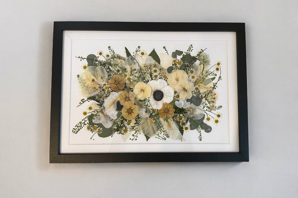 Pressed flower frame