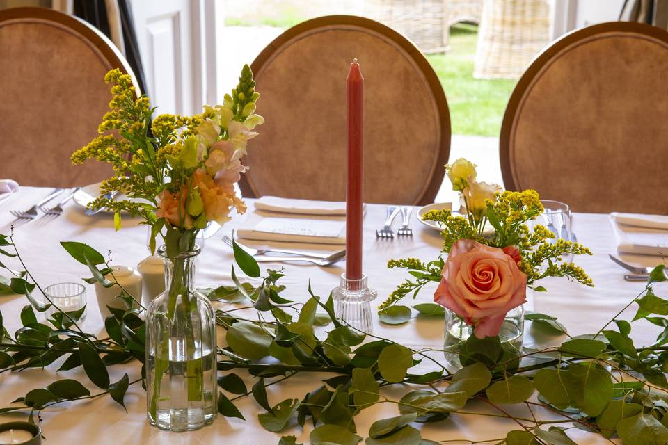 Bespoke table decor