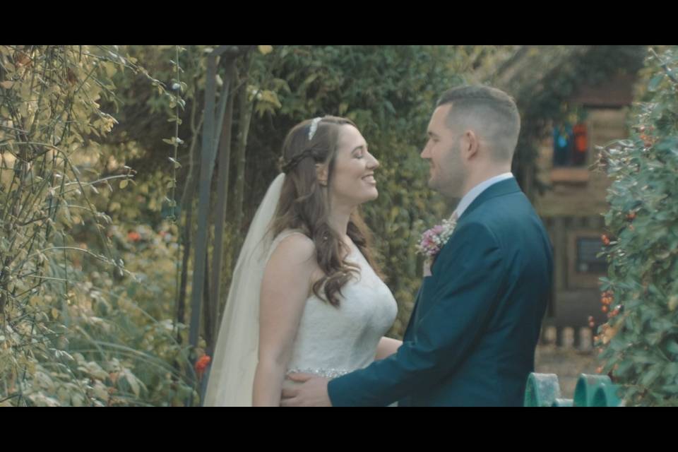 Garden photoshoot - DG Wedding Videos
