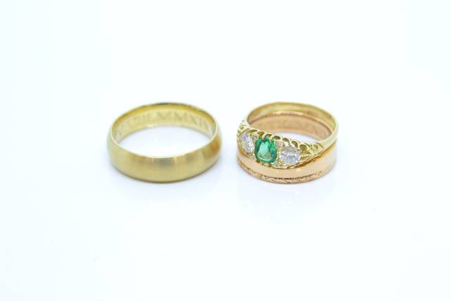 Fitted wedding band